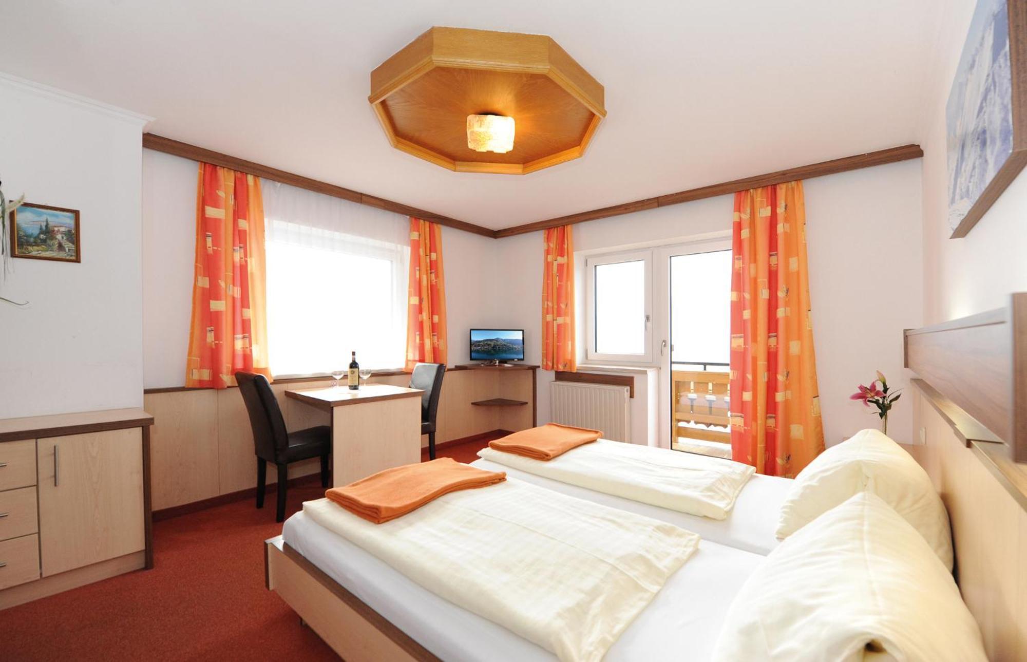 Hotel-Garni Seestrand Zell am See Ngoại thất bức ảnh